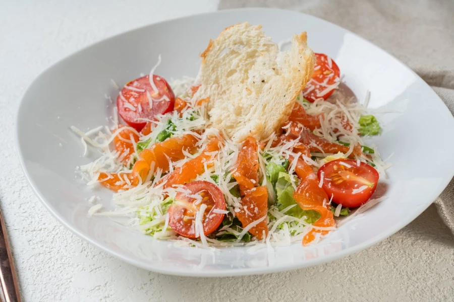 Цезарь с лососем