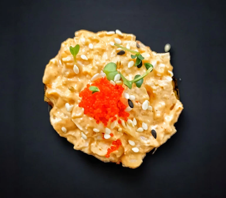 Гункан с тунцом