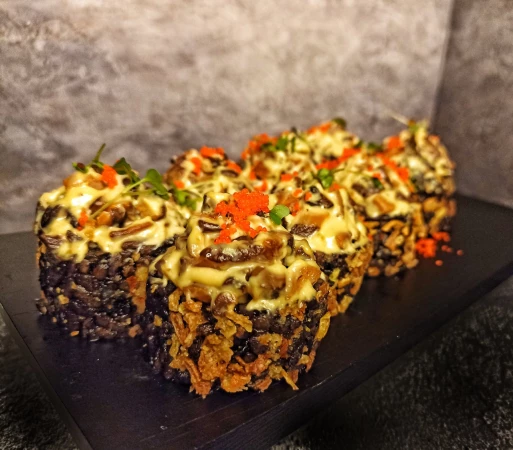 Курица под грибами