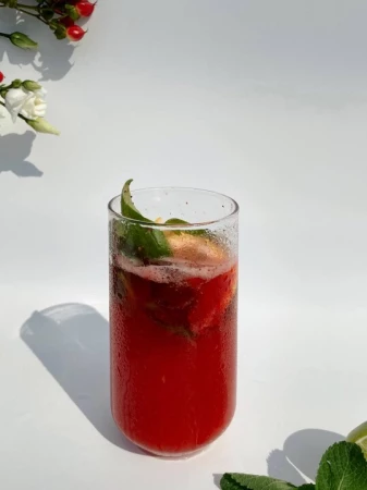 Клубника базилик 