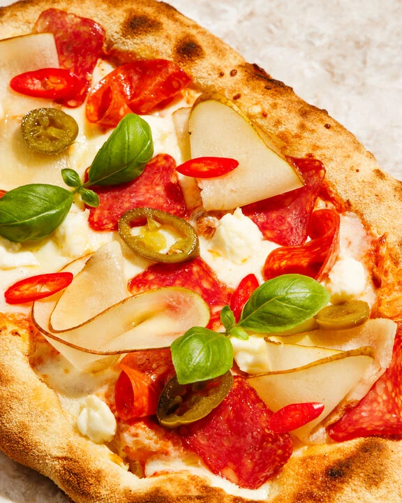 Рим. PEPERONI deluxe острые салями-пепперони
