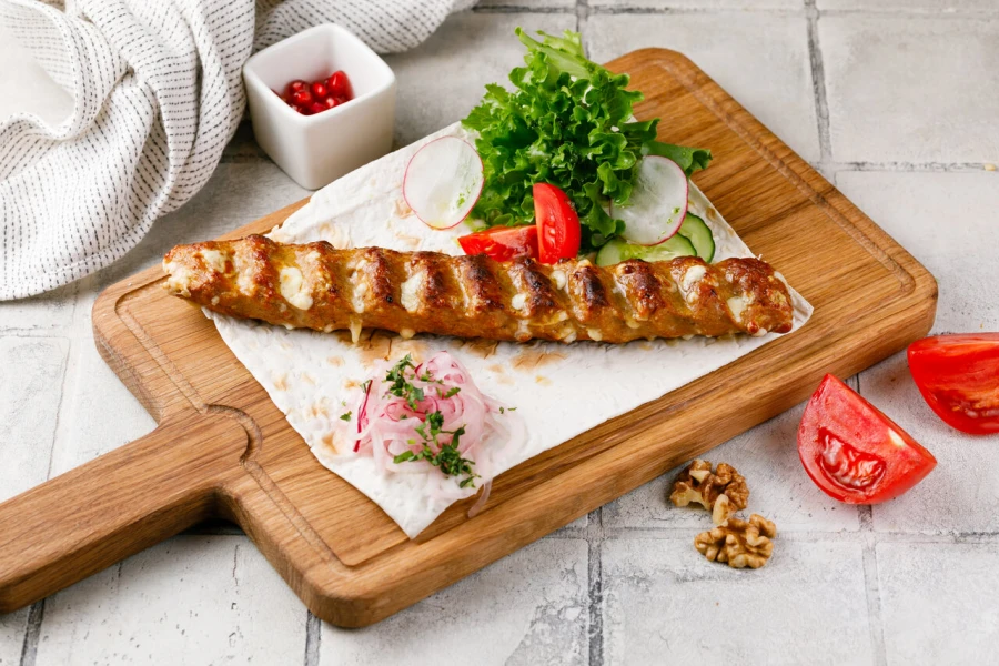 Люля кебаб из курицы с сыром