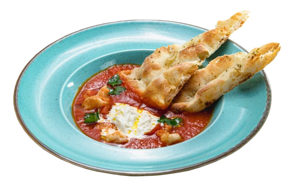 Томатный крем - суп  со страчателлой и креветкой