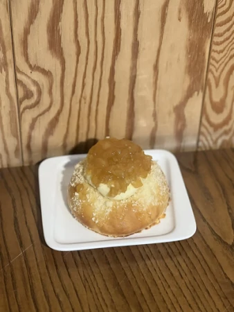 Ватрушка творожная с яблоком