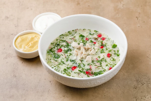 Окрошка с курицей на айране