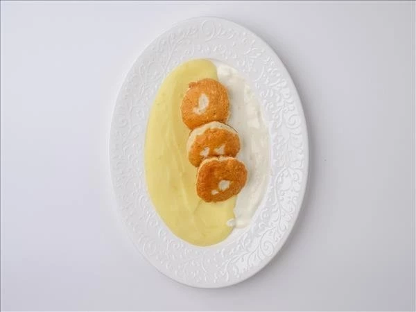 Котлеты из индейки с сливочным соусом и картофельным пюре