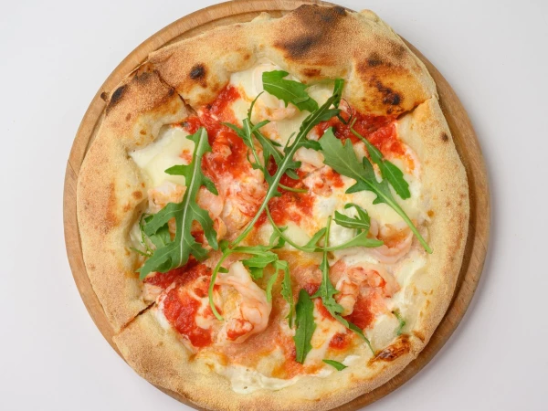 Пицца с лангустинами и креветками