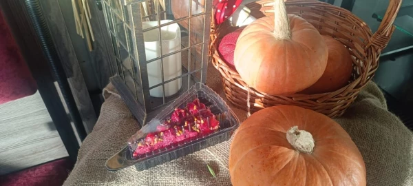 Торт малина Фисташка