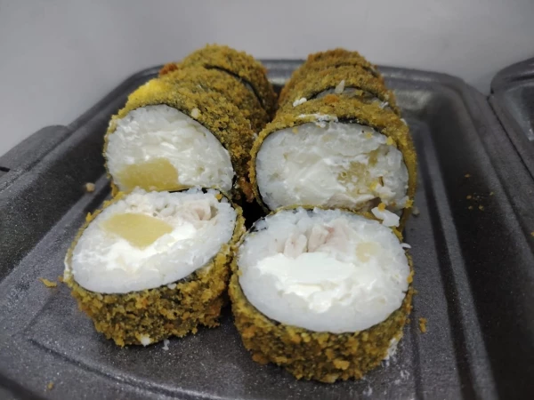 С курицей и ананасами