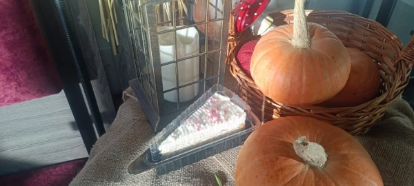 Молочная девочка