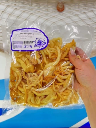 Щупальца кальмара подкопченые.