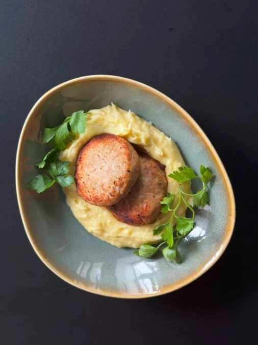 Котлета из индейки с картофельным пюре