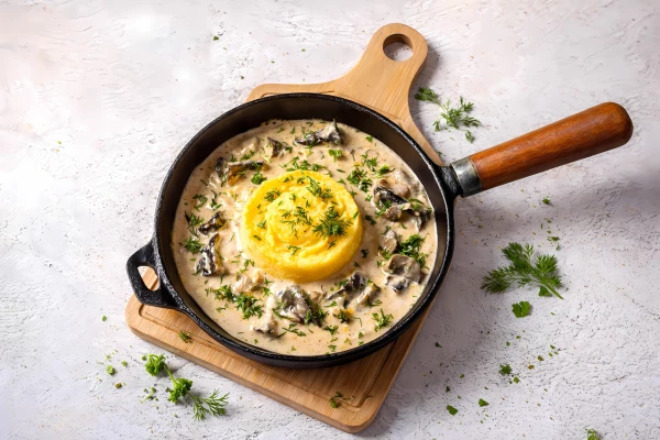 Бефстроганов с пюре