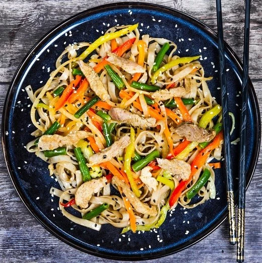 Удон с курицей 350 г