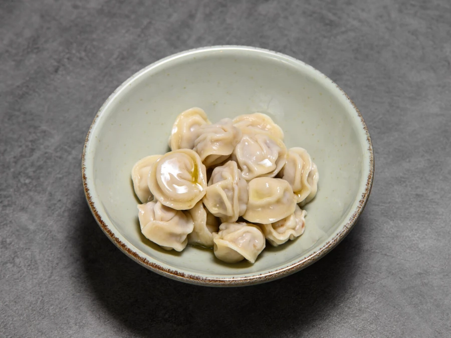 Куриные пельмени с маслом