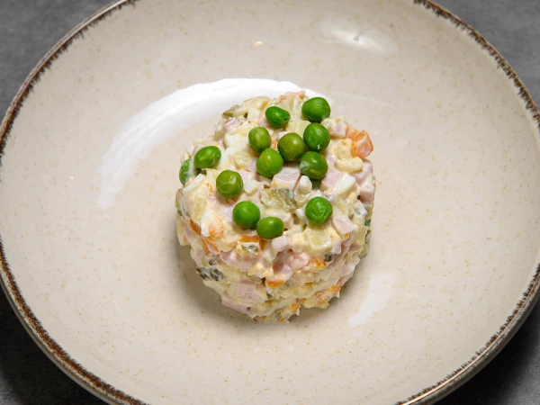 Оливье с ветчиной