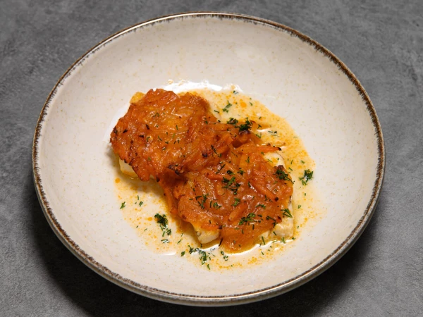 Филе минтай запеченный под овощами