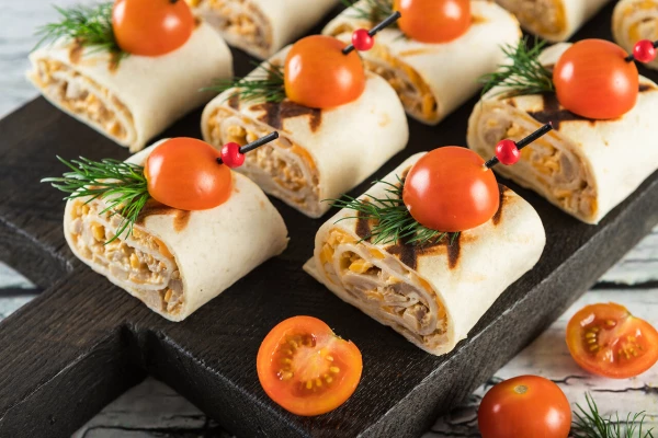 Чикен-ролл с сыром и курочкой