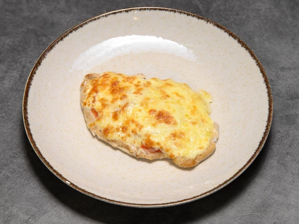 Курочка в сырной корочке