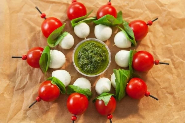 Канапе «Капрезе»