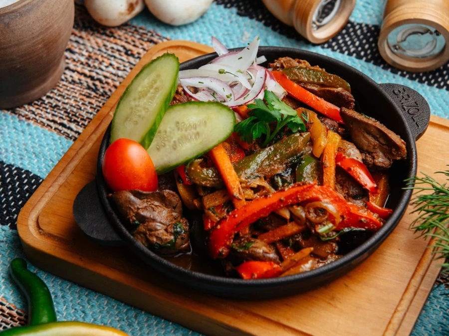 Куриная печень по-грузински