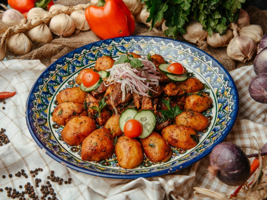 Казан-кебаб из трех видов мяса