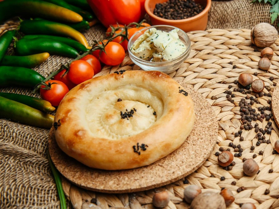 Лепешка узбекская с чесночным маслом