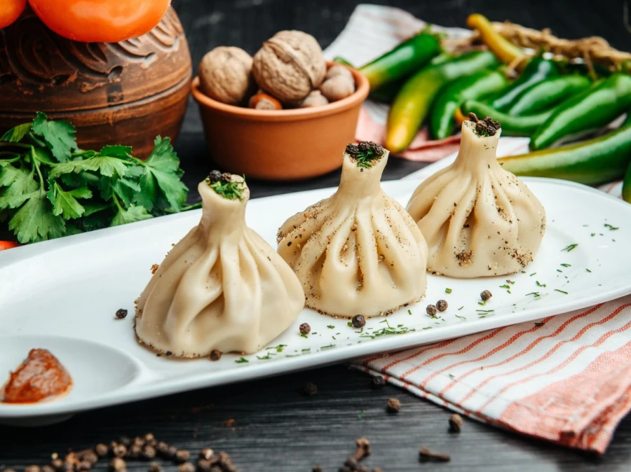 Хинкали с бараниной и говядиной