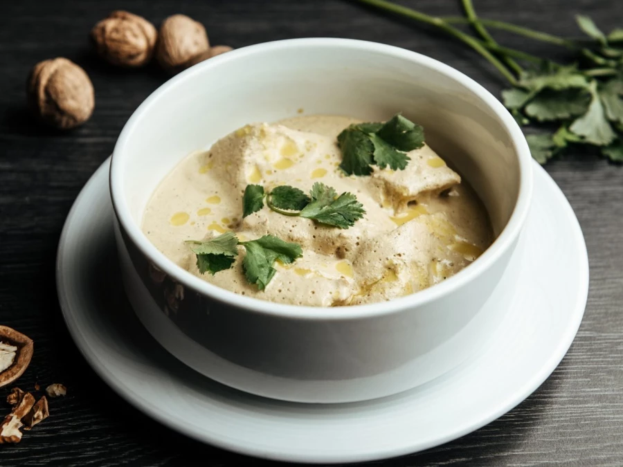 Сациви из филе курицы