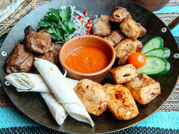 Ассорти шашлыков из трех видов мяса