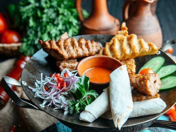 Ассорти кебабов из трех видов мяса