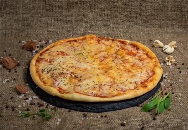 Пицца "Маргарита"*