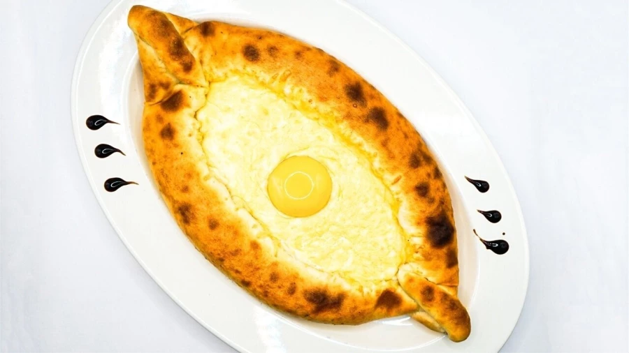 Хачапури по-аджарски*