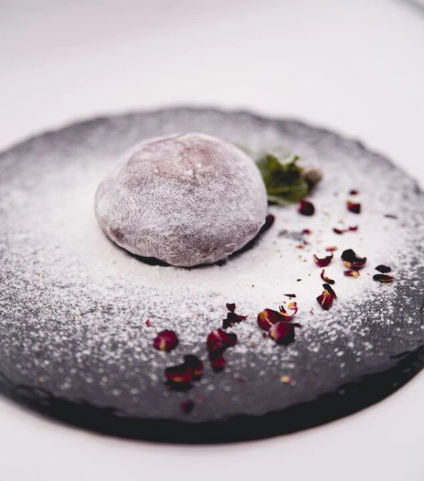 Моти с шоколадом