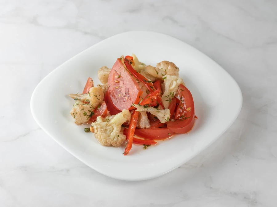 Салат из цветной капусты