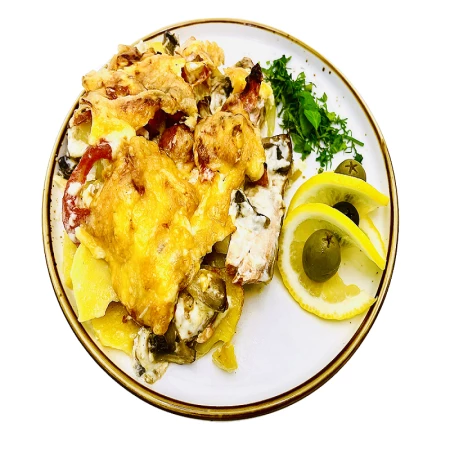 Лосось с овощами под сырной корочкой 