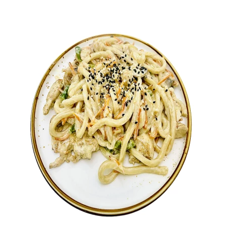 Вок сливочный с курицей