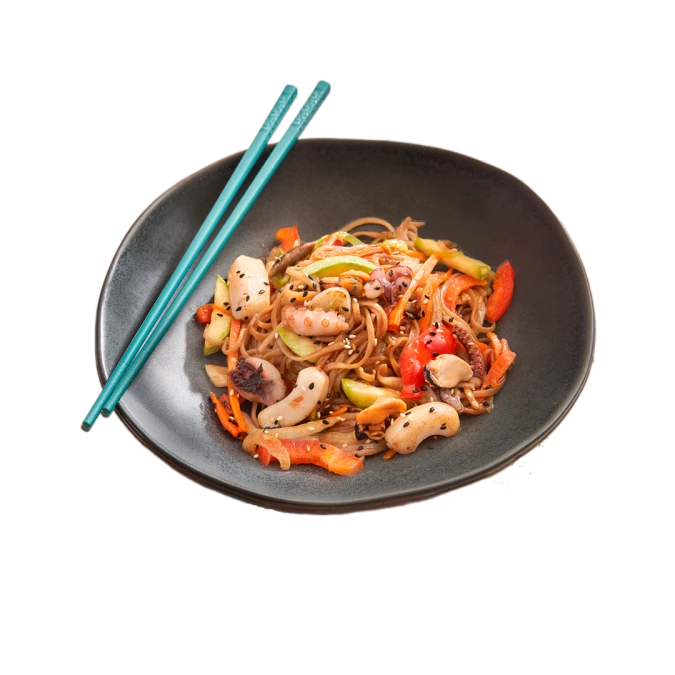 Вок гречневый со сливочным соусом