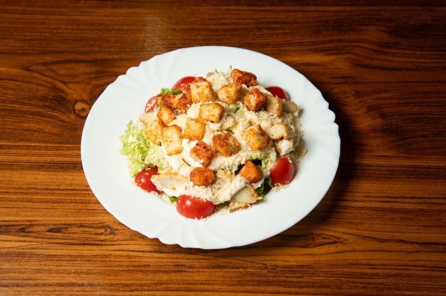 Цезарь с курицей