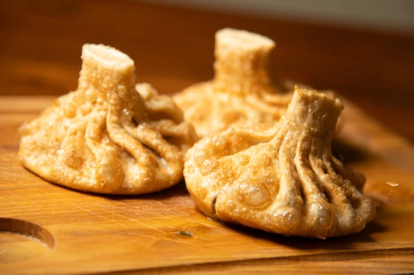 Хинкали с бараниной и говядиной жареные