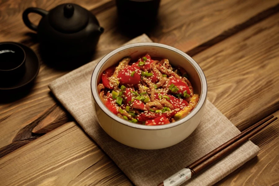 Острый ВОК с лососем