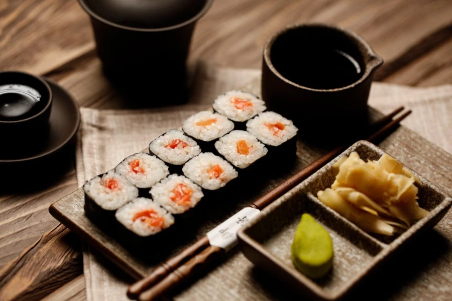 Хосомаки с лососем