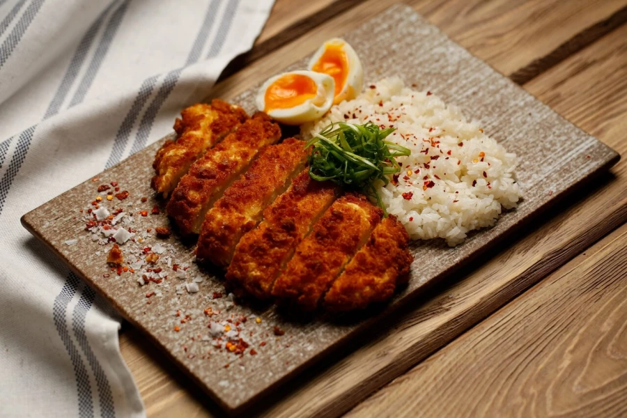 Катцу курица с рисом