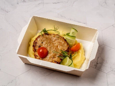 Вох Куриная котлетка с картофельным пюре