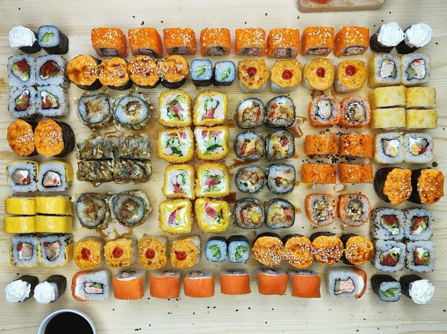 Большая компания