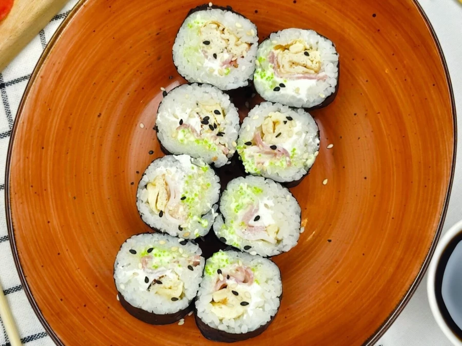 Ролл месяца Январь