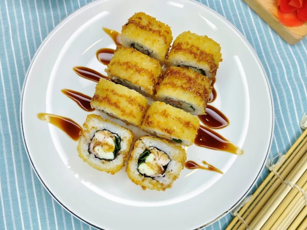 Темпура с копчёной курицей и беконом