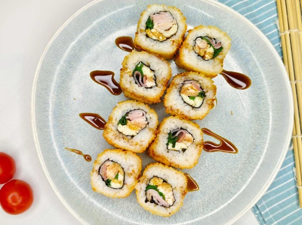 Темпура с копчёной курицей и беконом