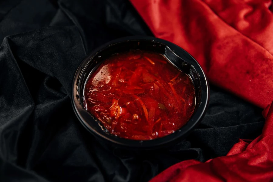 Борщ с говядиной и фасолью