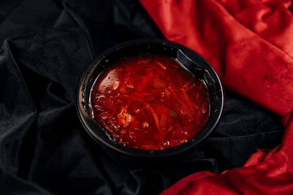 Борщ с говядиной и фасолью